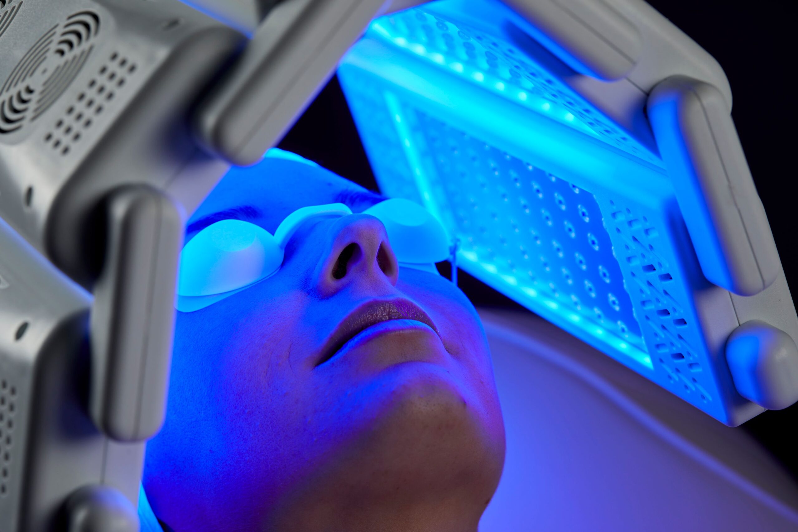 Light therapy treatment